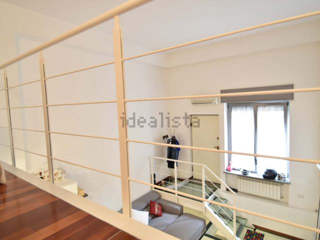 Appartamento in affitto di 90 m² in Via Gaetano de Castillia, 24