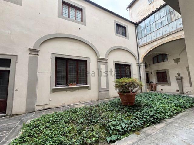 Appartamento in affitto di 90 m² in Via Ghibellina