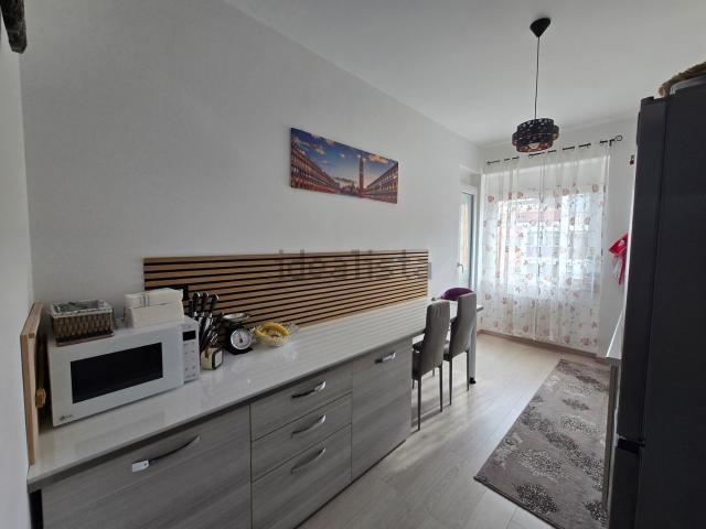 Appartamento in affitto di 90 m² in Via Giovanni Paisiello, 3