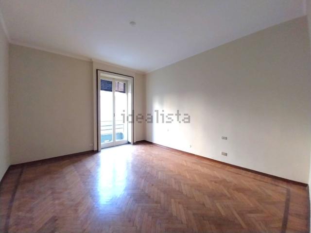 Appartamento in affitto di 90 m² in Via Giosuè Carducci, 12