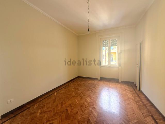 Appartamento in affitto di 90 m² in Via Giosuè Carducci, 12