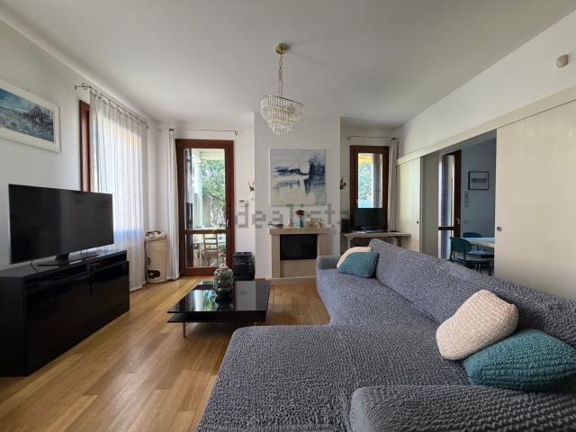 Appartamento in affitto di 90 m² in Via Giosuè Carducci