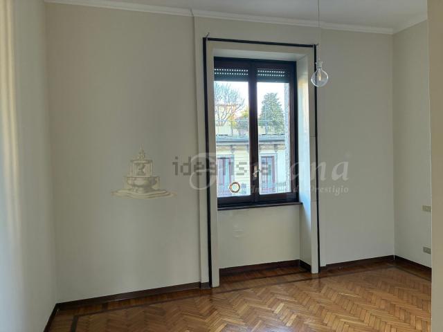Appartamento in affitto di 90 m² in Via Giosuè Carducci