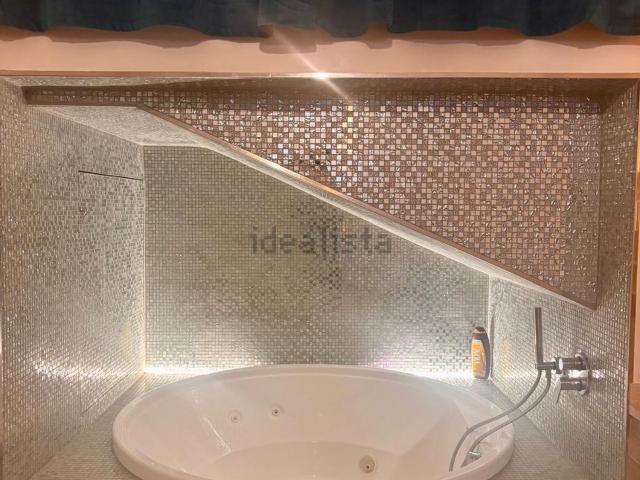 Appartamento in affitto di 90 m² in Via Giuseppe Piazzi, 3