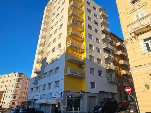 Appartamento in affitto di 90 m² in Via Gregorio Mansanta, 7