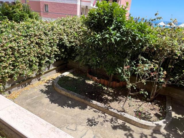Appartamento in affitto di 90 m² in Via Isola del Giglio, 61
