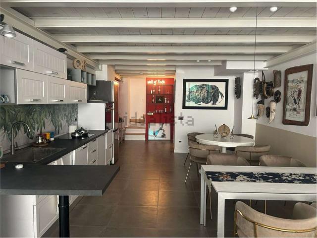 Appartamento in affitto di 90 m² in Via Isonzo, 35