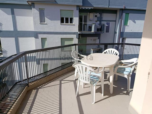 Appartamento in affitto di 90 m² in Via Lago Sebino, 3