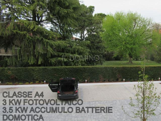 Appartamento in affitto di 90 m² in Via Loreto