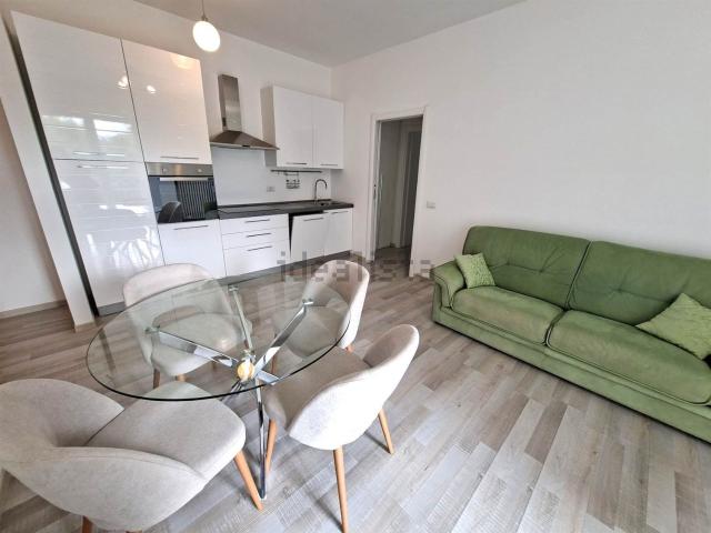 Appartamento in affitto di 90 m² in Via Martiri della Libertà