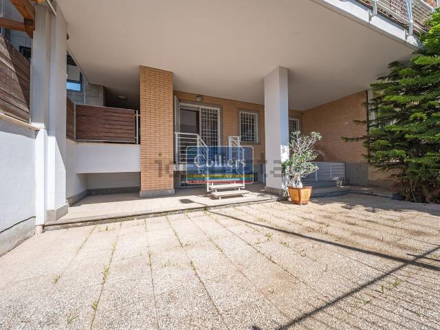 Appartamento in affitto di 90 m² in Via Marino Marini