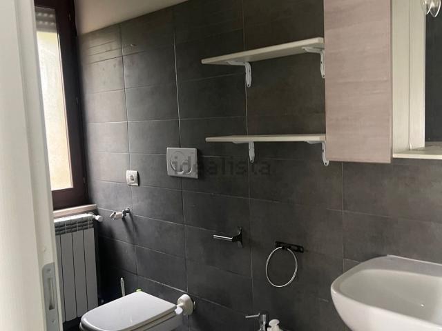 Appartamento in affitto di 90 m² in Via Marittima