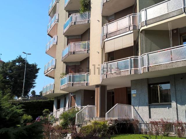 Appartamento in affitto di 90 m² in Via Monte Zeda