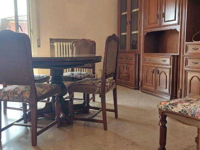 Appartamento in affitto di 90 m² in Via P. Nenni, 21
