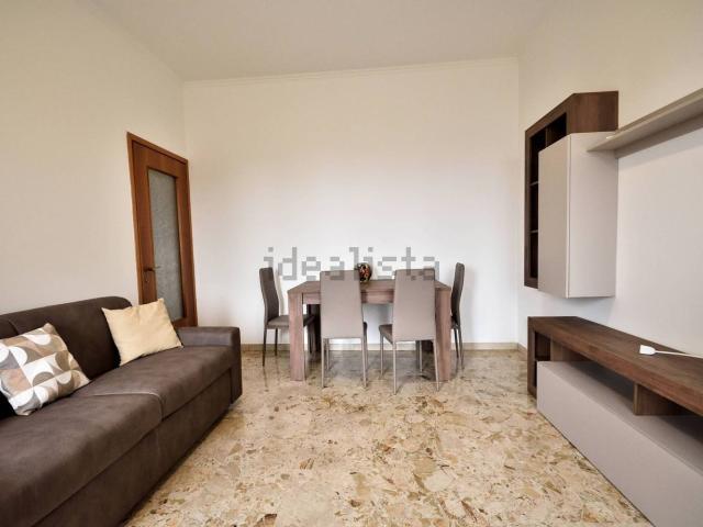 Appartamento in affitto di 90 m² in Via Padre Ravasi, 44