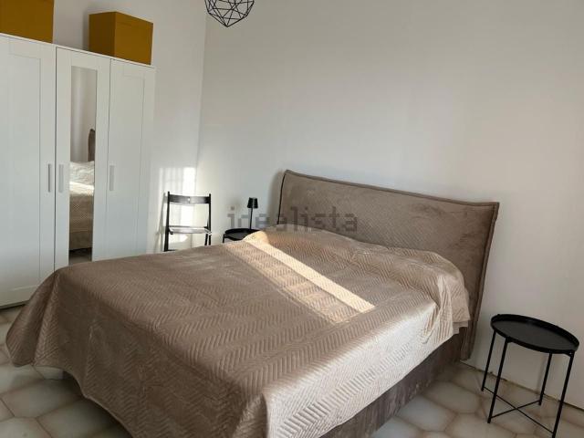 Appartamento in affitto di 90 m² in Via Petrarca Francesco, 35