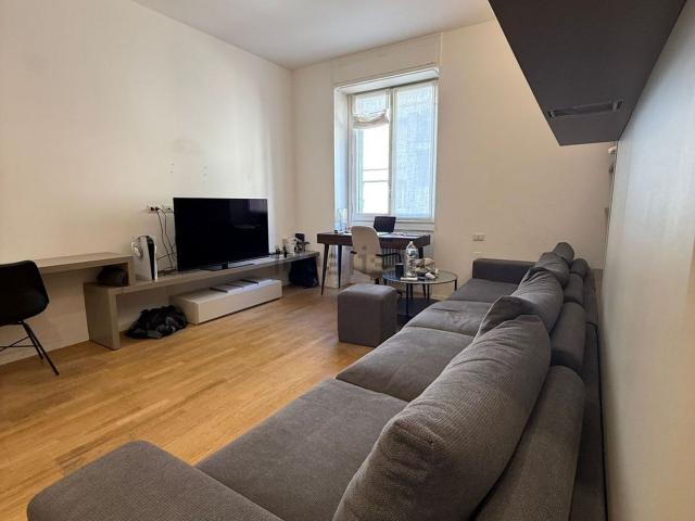 Appartamento in affitto di 90 m² in Via Pinamonte da Vimercate, 3
