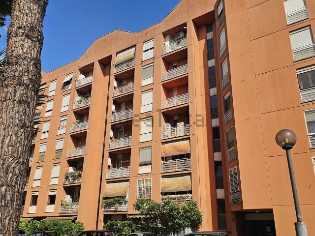 Appartamento in affitto di 90 m² in Via Piagge