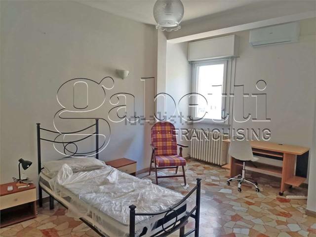 Appartamento in affitto di 90 m² in Via Pola