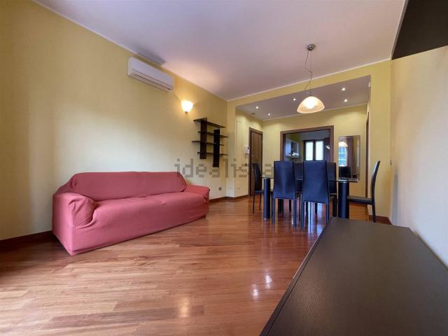 Appartamento in affitto di 90 m² in Via Raffaello Sanzio, 33