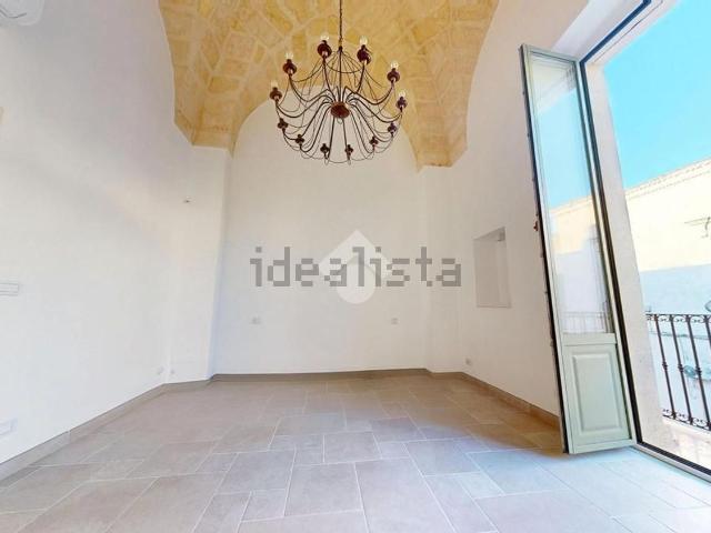 Appartamento in affitto di 90 m² in Via Roma