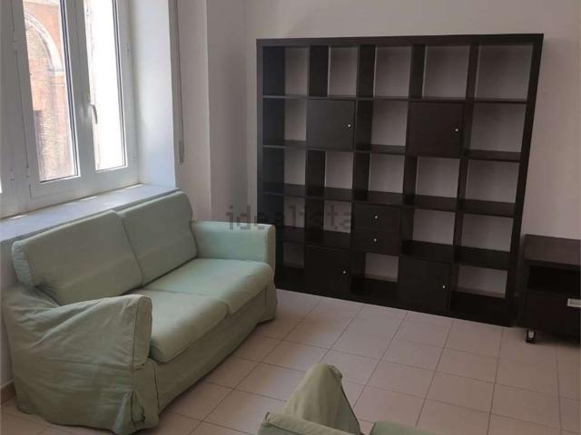 Appartamento in affitto di 90 m² in Via San Martino, 10