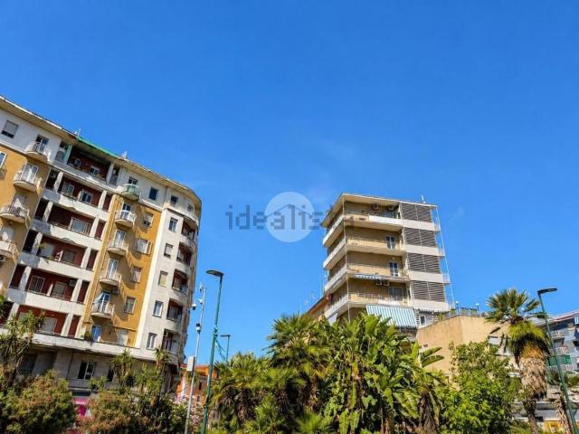 Appartamento in affitto di 90 m² in Via Settimio Severo Caruso, 20