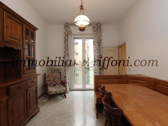 Appartamento in affitto di 90 m² in Via sigonio