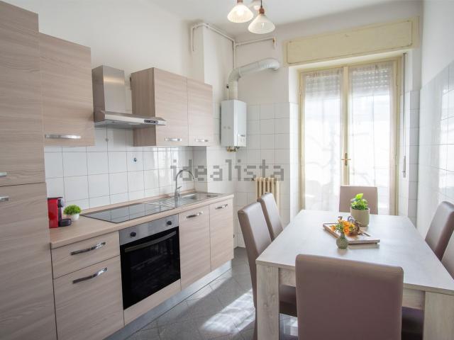 Appartamento in affitto di 90 m² in Viale Murillo, 11