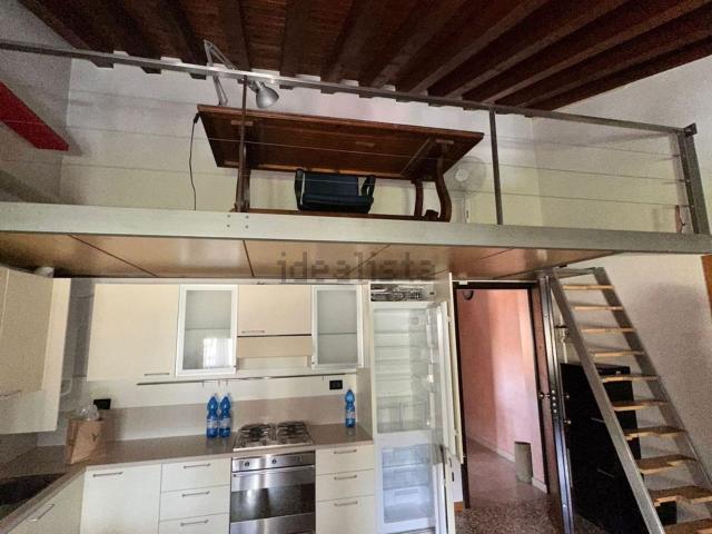 Appartamento in affitto di 90 m² in Viale Bartolomeo Burchiellati