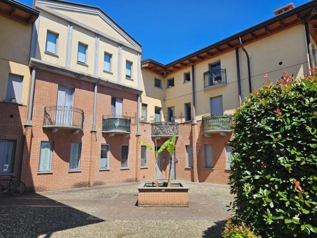 Appartamento in affitto di 90 m² in Viale Brianza, 147