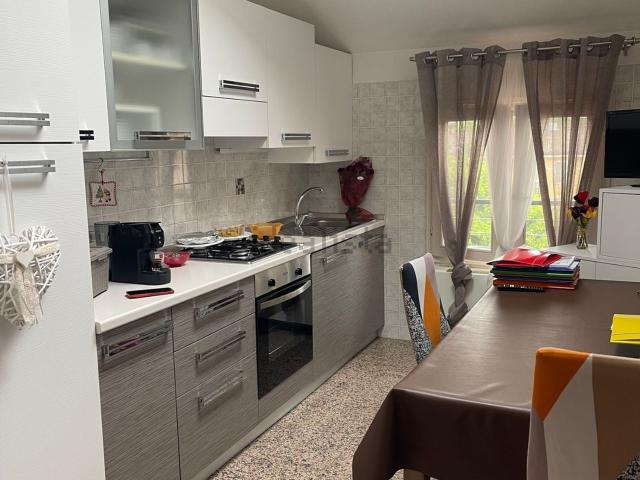 Appartamento in affitto di 90 m² in Viale Ciro Menotti