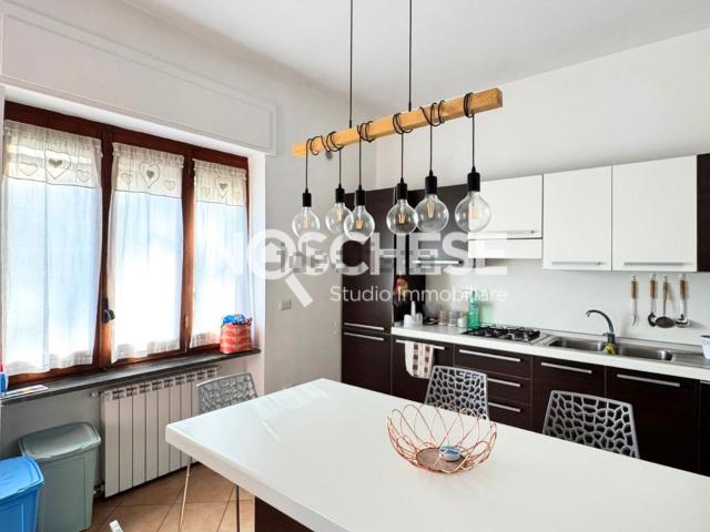 Appartamento in affitto di 90 m² in Viale delle Querce, 14