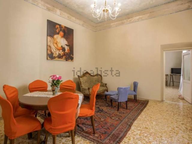 Appartamento in affitto di 90 m² in Viale Francesco Petrarca
