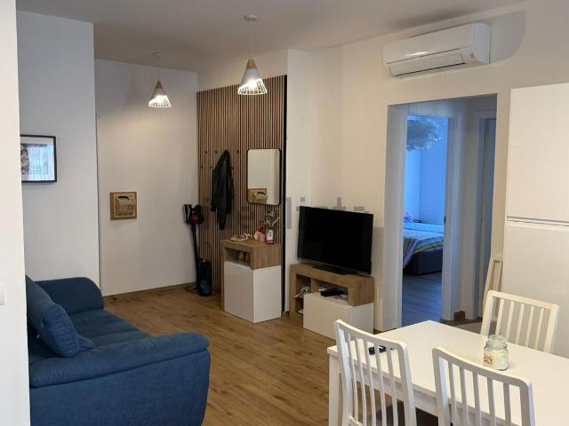 Appartamento in affitto di 90 m² in Viale Giovanni Battista Morgagni, 40