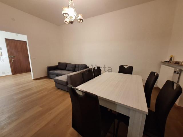 Appartamento in affitto di 90 m² in Viale Italia