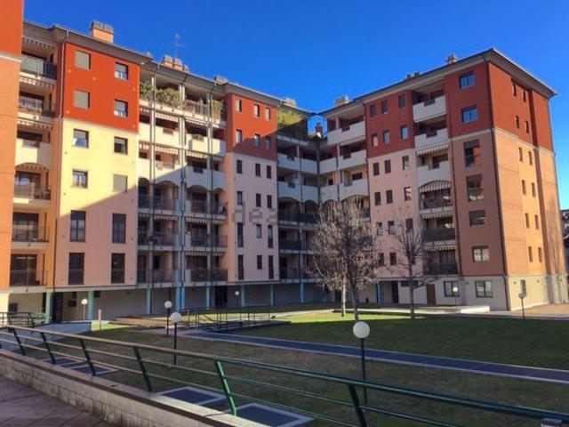 Appartamento in affitto di 90 m² in Viale rimembranze, 21