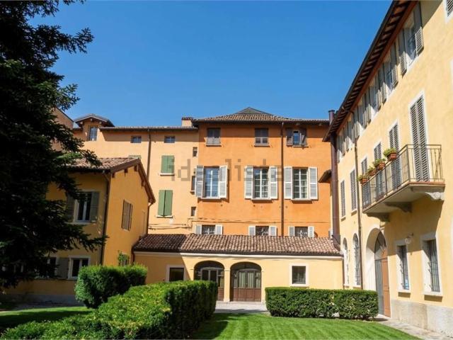 Appartamento in affitto di 90 m² in Via Fontanelli