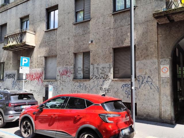 Appartamento in affitto di 91 m² in Corso Sempione, 100