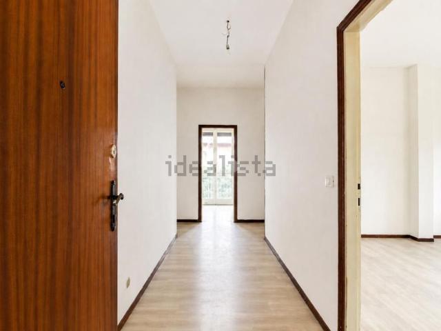 Appartamento in affitto di 91 m² in Via Budapest, 7