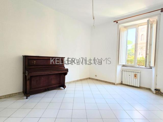Appartamento in affitto di 91 m² in Via Carlo Botta, 49