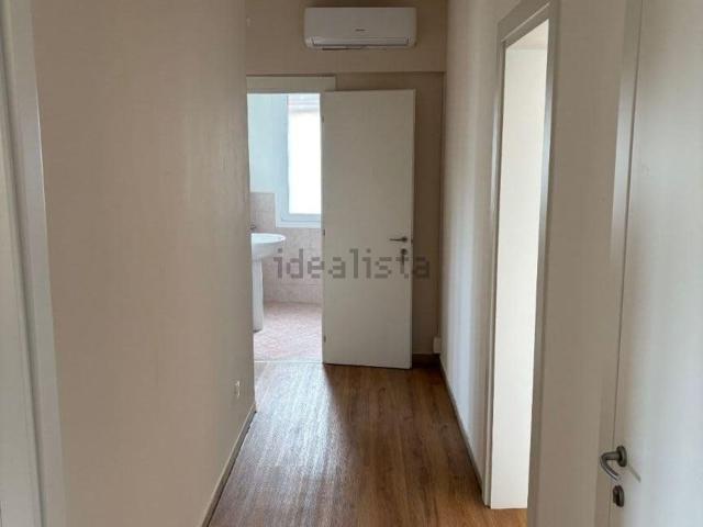 Appartamento in affitto di 91 m² in Via Cave, 1