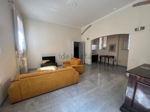 Appartamento in affitto di 91 m² in Via Palestro