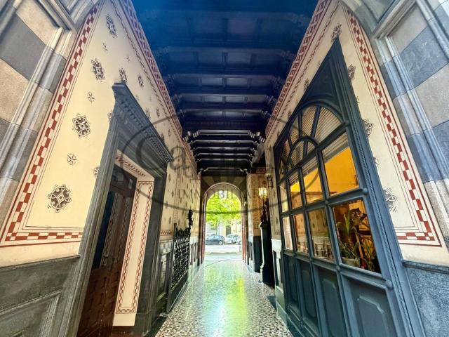 Appartamento in affitto di 91 m² in Via Ruggiero Settimo, 2