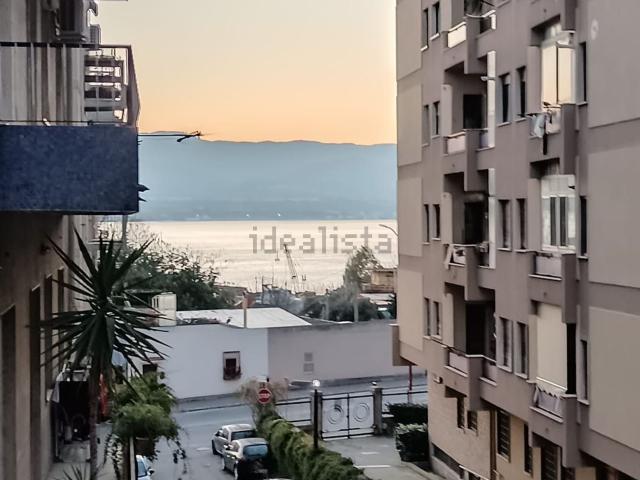 Appartamento in affitto di 92 m² in Via Consolare Pompea, 7