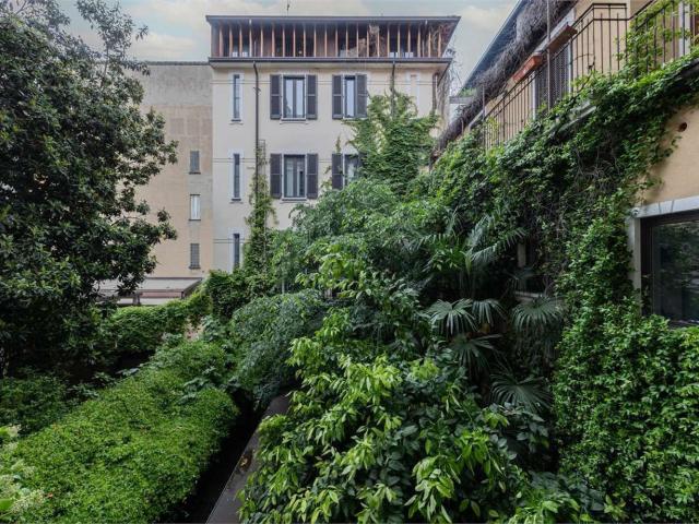Appartamento in affitto di 92 m² in Via Aminto Caretto, 4