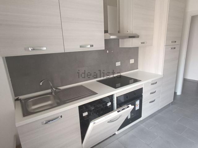 Appartamento in affitto di 92 m² in Via Antonio Fogazzaro