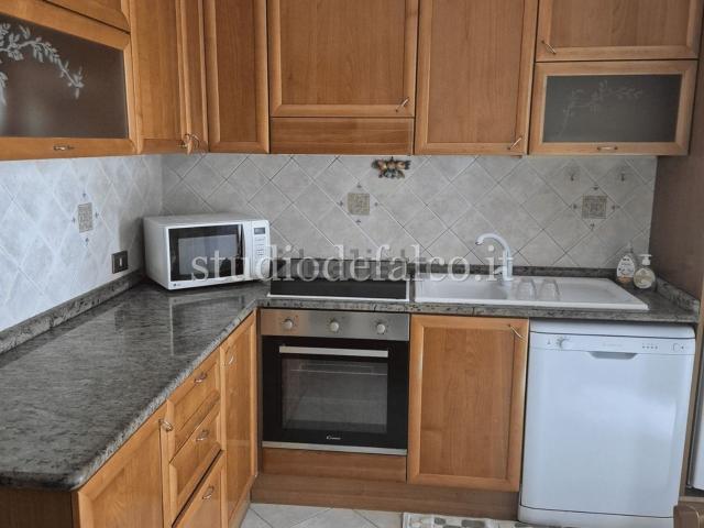 Appartamento in affitto di 92 m² in Via Francesco Solimena
