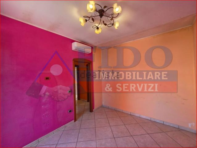 Appartamento in affitto di 92 m² in Via Rossi