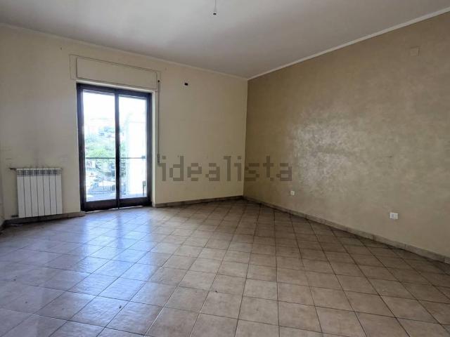 Appartamento in affitto di 97 m² in Via dell&apos Epomeo